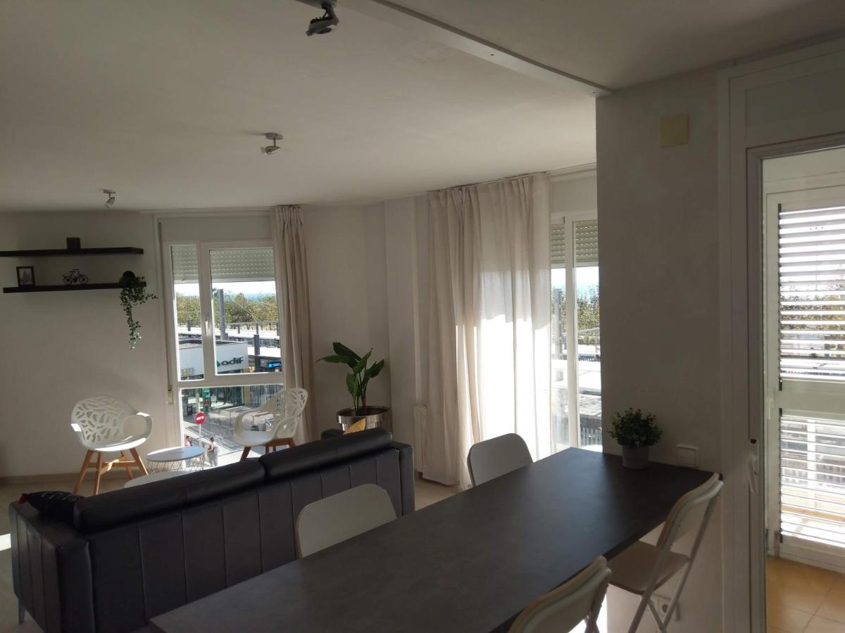 Luxury Apartment Accommodation, Next To Beach & Train Station Calella Ngoại thất bức ảnh