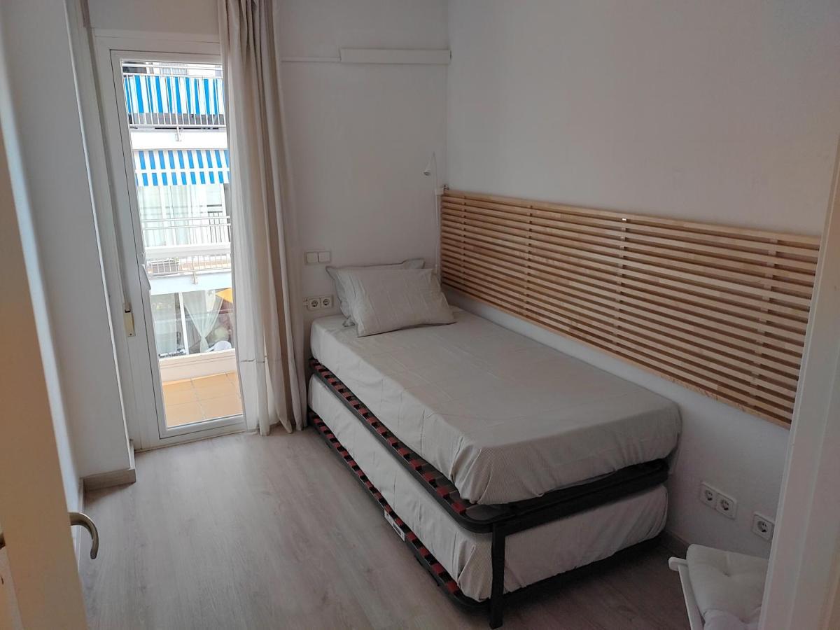 Luxury Apartment Accommodation, Next To Beach & Train Station Calella Ngoại thất bức ảnh