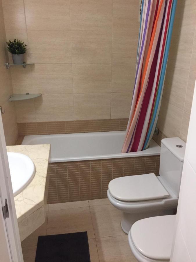 Luxury Apartment Accommodation, Next To Beach & Train Station Calella Ngoại thất bức ảnh
