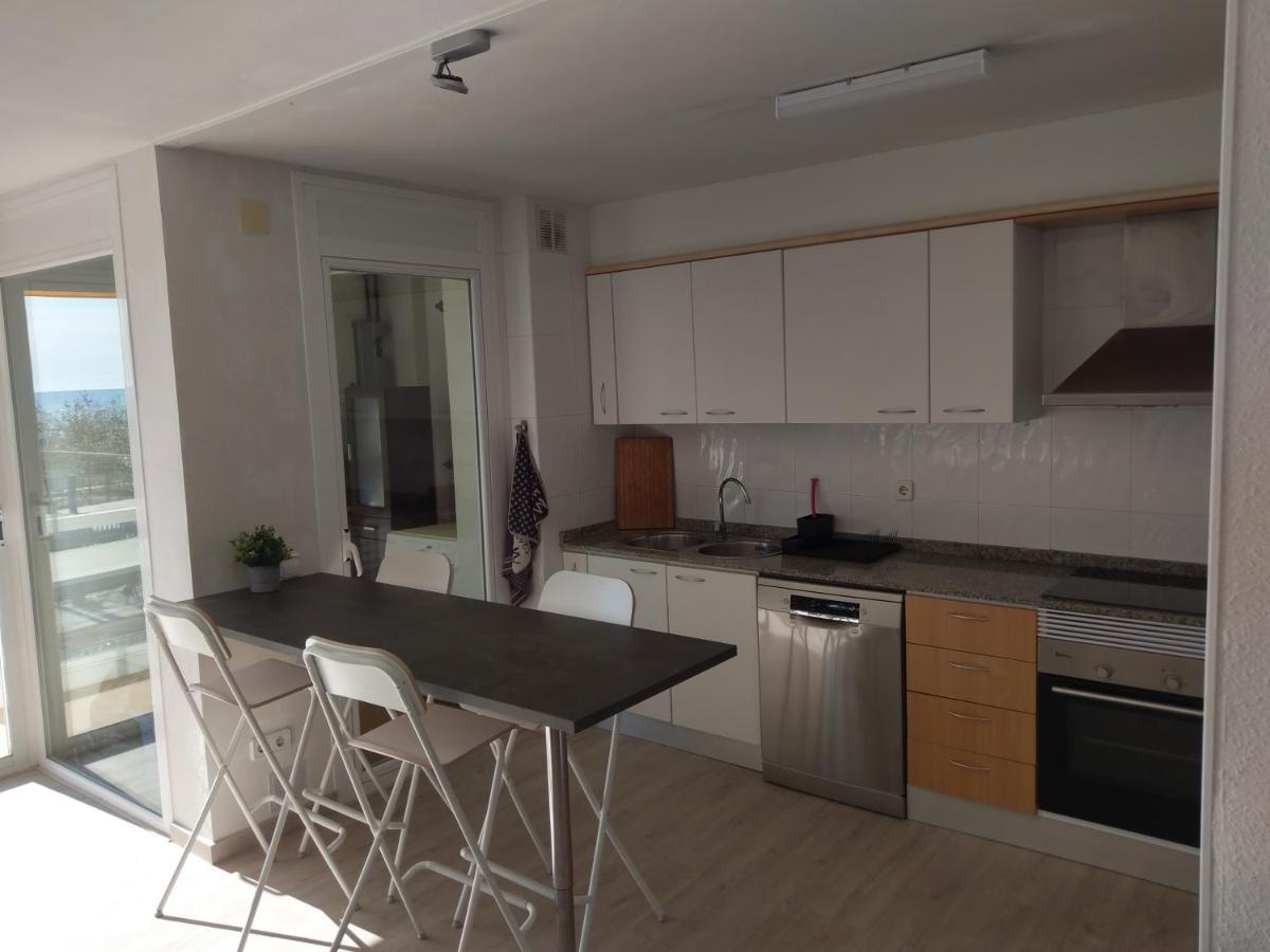 Luxury Apartment Accommodation, Next To Beach & Train Station Calella Ngoại thất bức ảnh